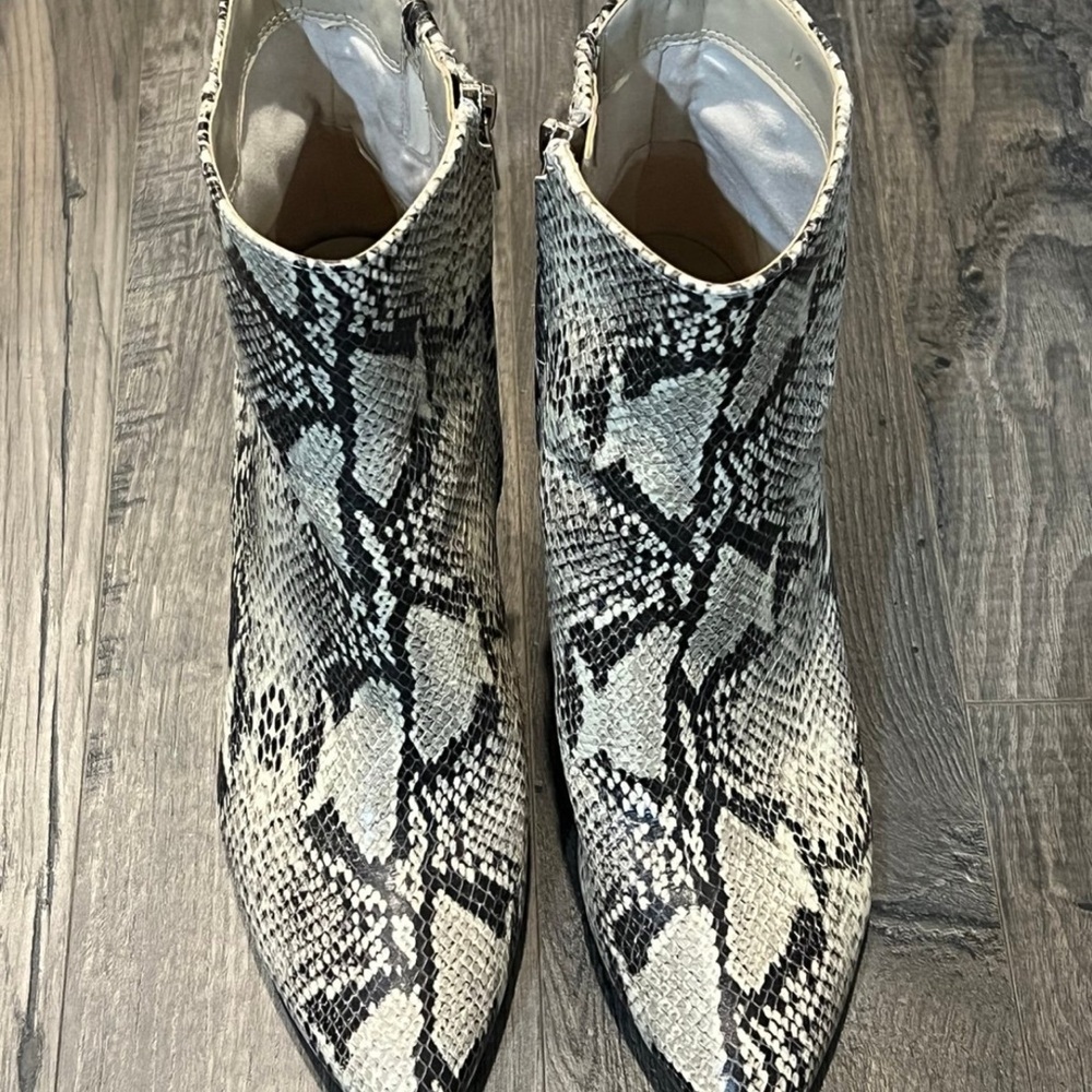 Sam Edelman: Hilty Snakeskin Leather Ankle Boots – Women’s 9.5 M